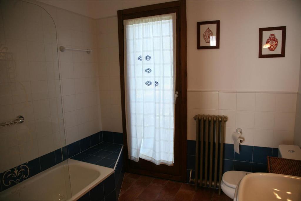 Hostal La Fuente Buera Esterno foto